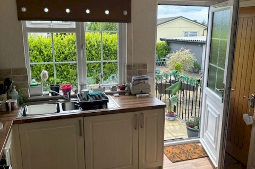 Two Bed Prestige Sonata (40x20) Two Bed Prestige Sonata (40x20)