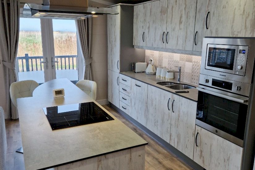 Two Bed Omar Boutique (42x20) 2022 Two Bed Omar Boutique (42x20) 2022