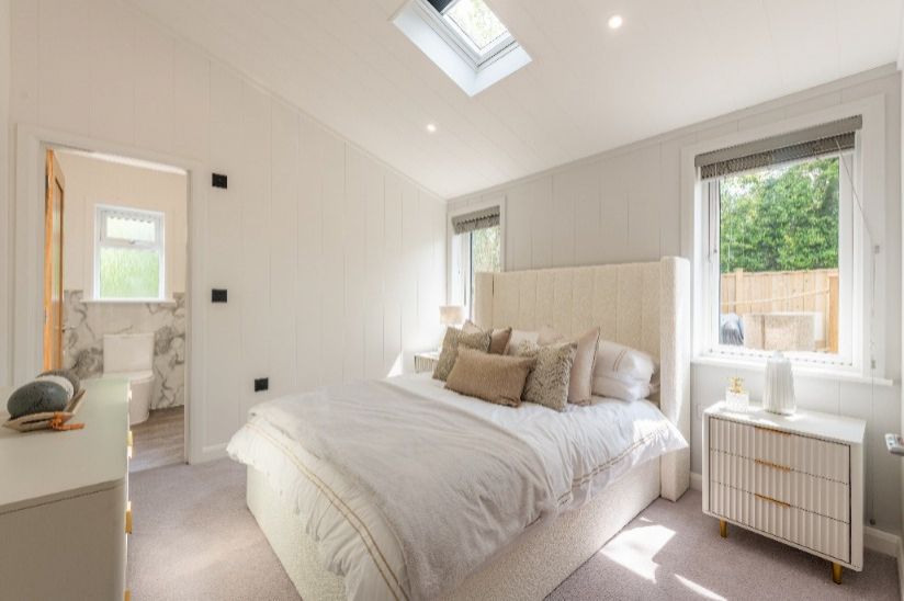 Two Bed Bespoke Sky Fall Lodge (45x22) Two Bed Bespoke Sky Fall Lodge (45x22)