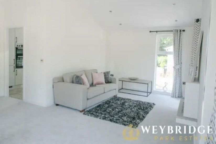 Two Bed Stately Albion Wentwood (45x22) Two Bed Stately Albion Wentwood (45x22)