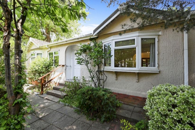 Two Bed Preowned Park Home (40x20) Two Bed Preowned Park Home (40x20)