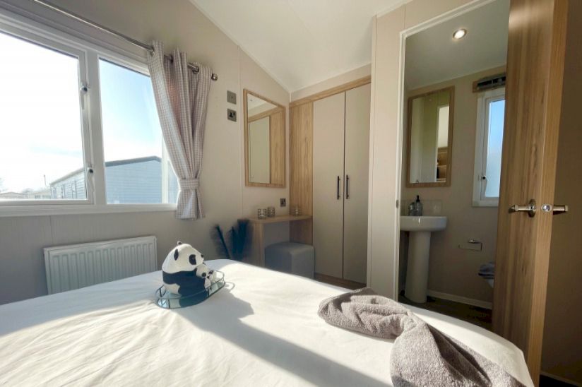 Three Bed Willerby Lamberhurst (38x12) 2022 Three Bed Willerby Lamberhurst (38x12) 2022