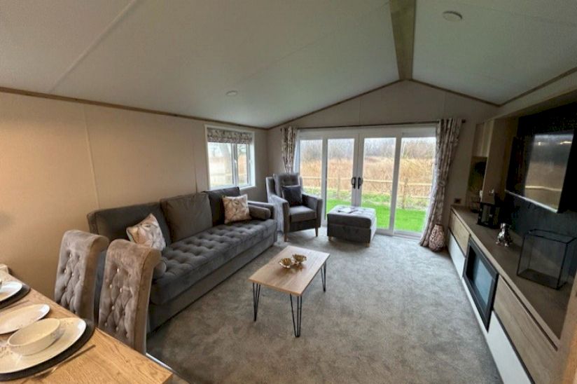 Two Bed Atlas Ovation (43x13) 2023 Two Bed Atlas Ovation (43x13) 2023