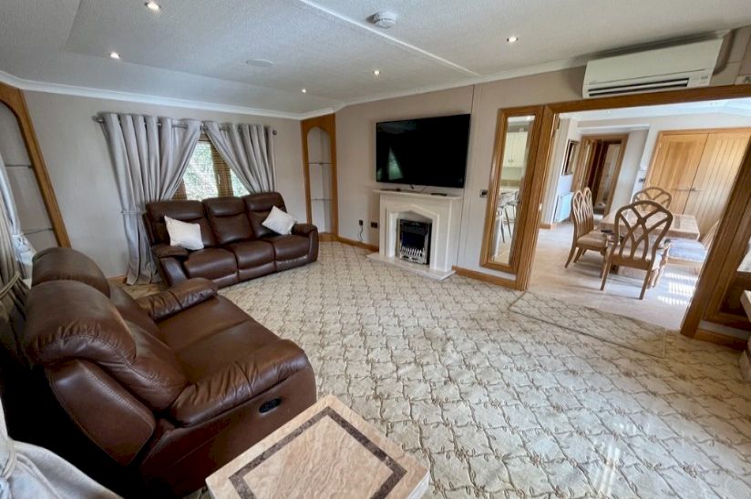 Three Bed Bespoke Richmond Park Home Three Bed Bespoke Richmond Park Home