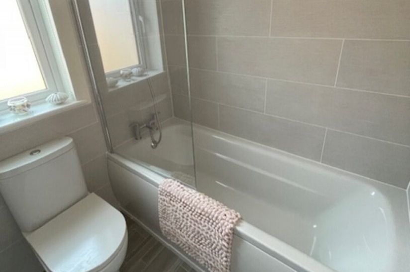 Two Bed Kingston Carisbrook (42x20) Two Bed Kingston Carisbrook (42x20)