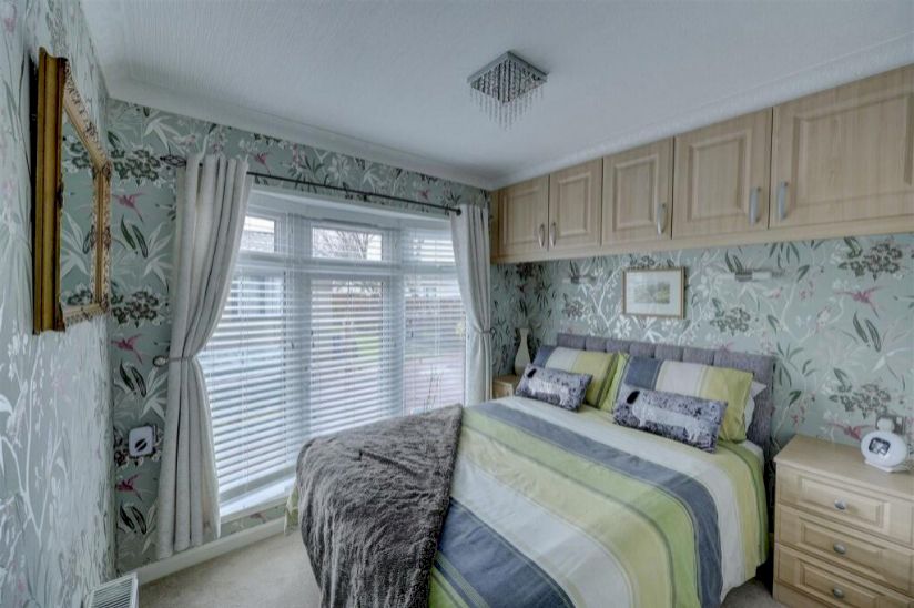 Two Bed Chatsworth Platinum (45x20) Two Bed Chatsworth Platinum (45x20)