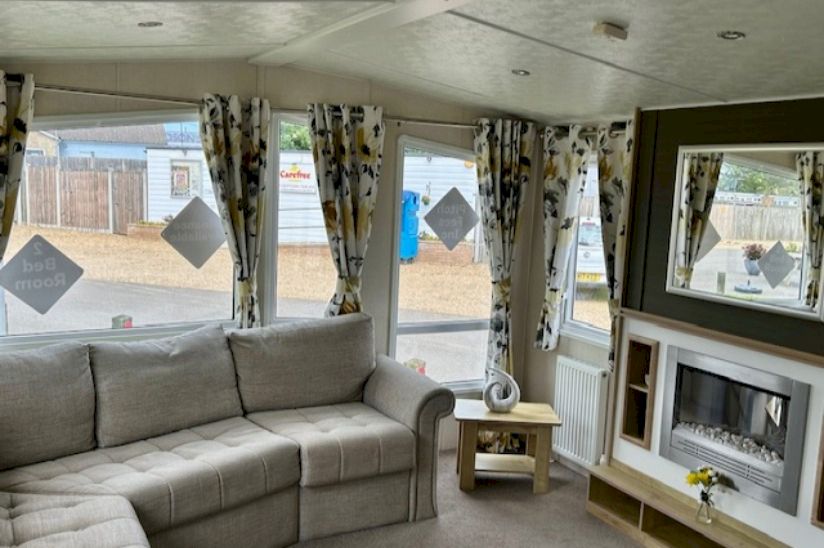 Two Bed Victory Sandhurst (38x12) 2017 Two Bed Victory Sandhurst (38x12) 2017