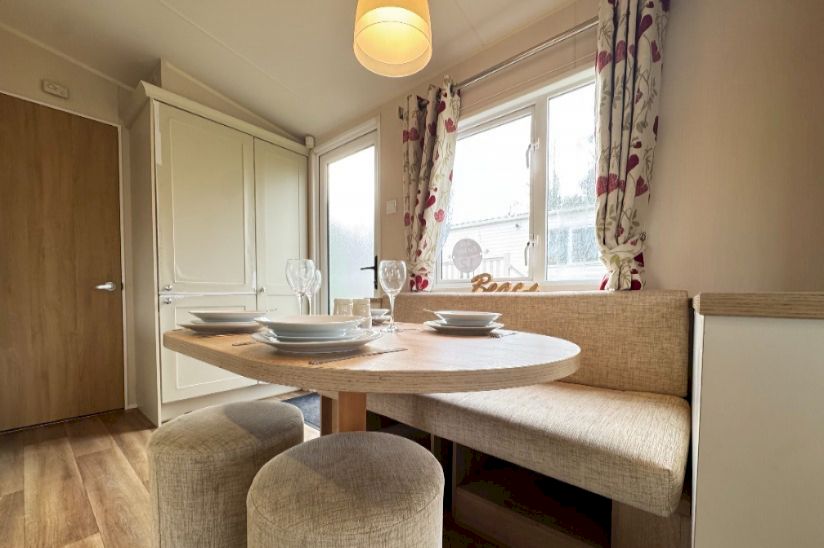 Two Bed Willerby Lyndhurst (38x12) 2014 Two Bed Willerby Lyndhurst (38x12) 2014