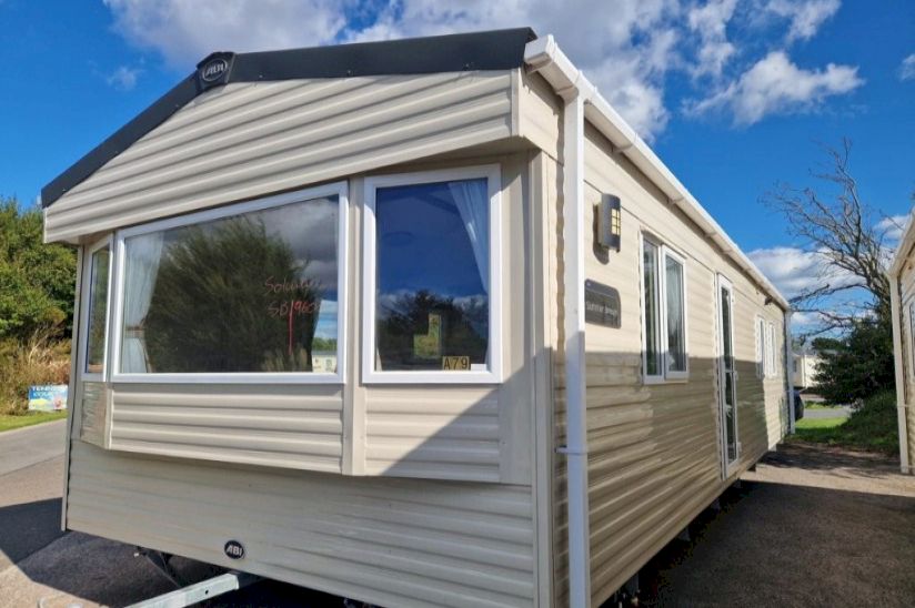 Two Bed Pre-Loved ABI Summer Breeze (36x12) 2015 Two Bed Pre-Loved ABI Summer Breeze (36x12) 2015