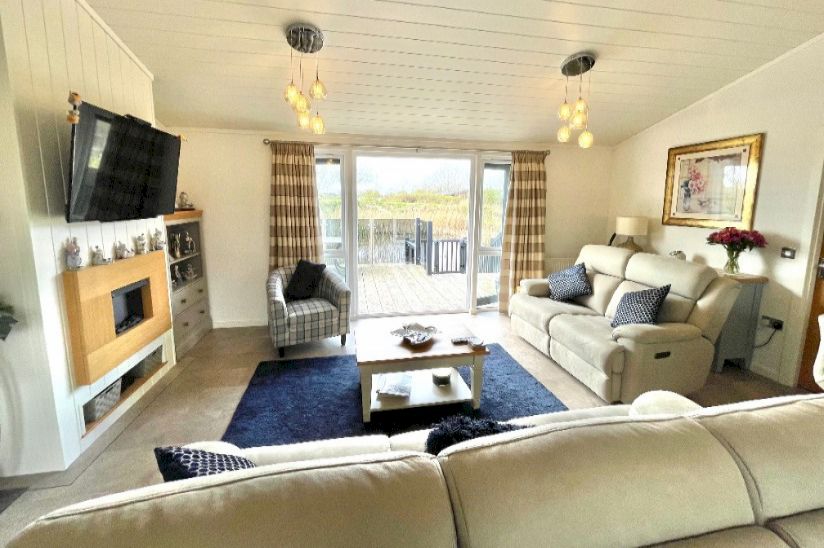 Three Bed Mallards Lodge Three Bed Mallards Lodge