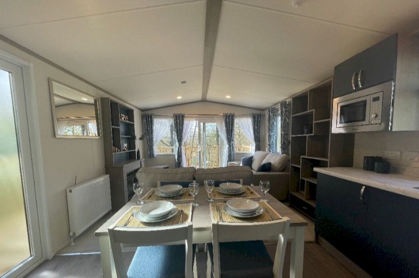 Two Bed Regal Retreat 2023 (38x12) Two Bed Regal Retreat 2023 (38x12)