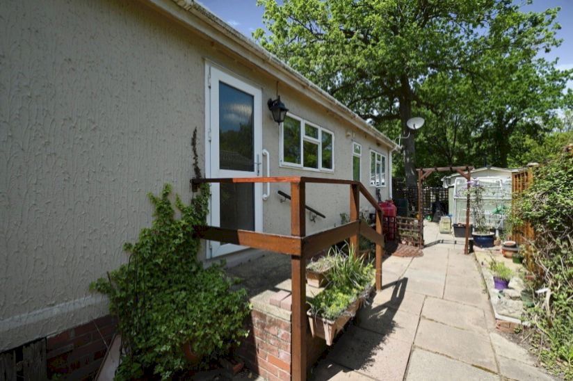 Two Bed Preowned Park Home (40x20) Two Bed Preowned Park Home (40x20)