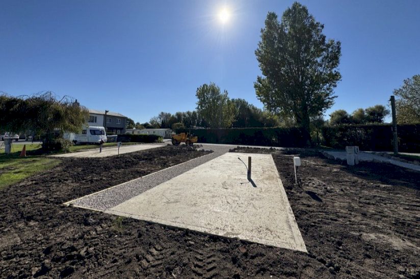 Plots Available Plots Available