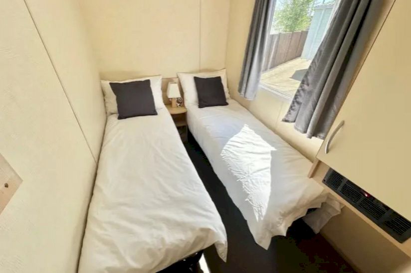 Three Bed Pre-Owned ABI Vista (36x12) 2010 Three Bed Pre-Owned ABI Vista (36x12) 2010