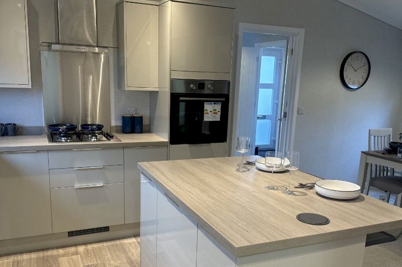 Two Bed Prestige Avanti (44x20) Two Bed Prestige Avanti (44x20)