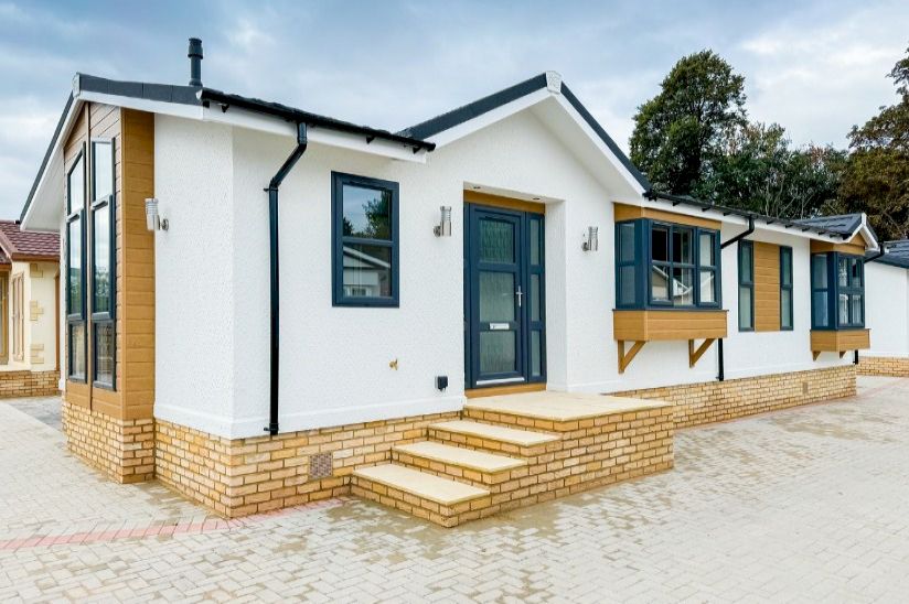 Two Bed Stately Albion Woburn (45x20) Two Bed Stately Albion Woburn (45x20)