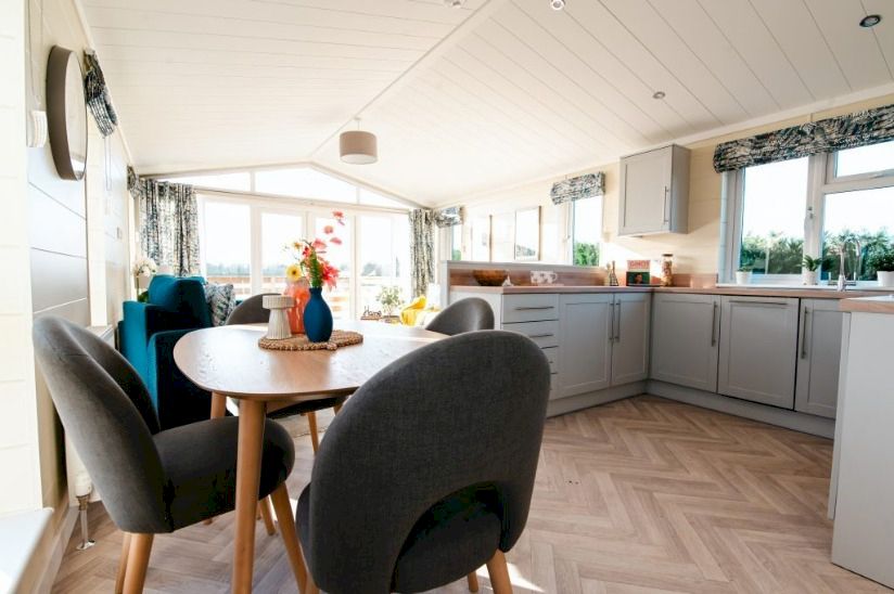 Two Bed Omar Southwold (45x14) Two Bed Omar Southwold (45x14)
