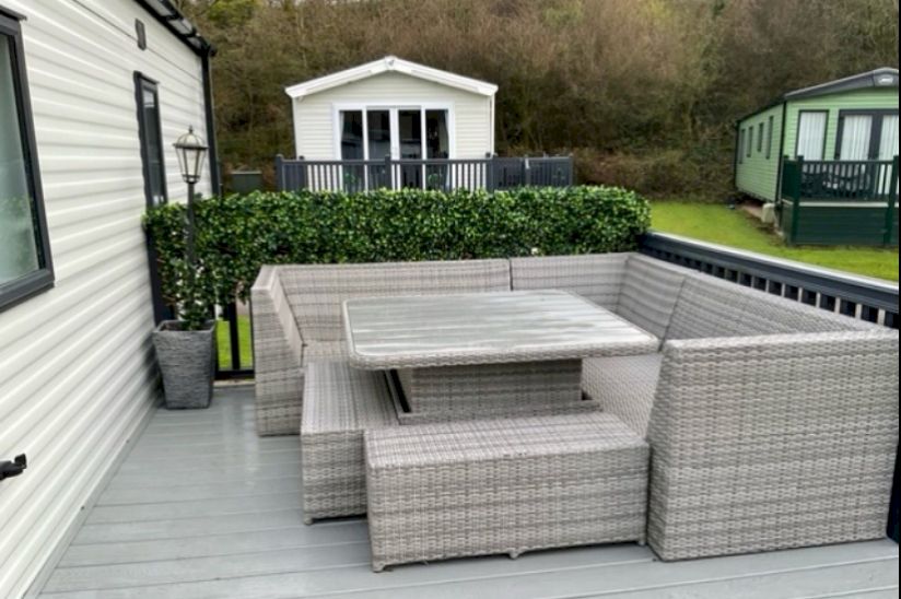 Two Bed Victory Coaster (38ft x 12ft) Two Bed Victory Coaster (38ft x 12ft)