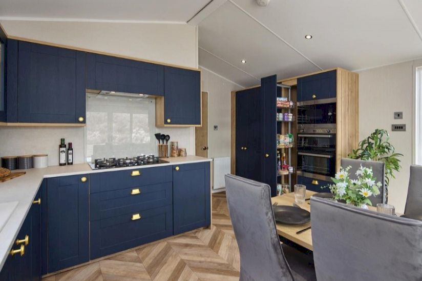 Two/Three Bed Willerby Gainsborough Two/Three Bed Willerby Gainsborough