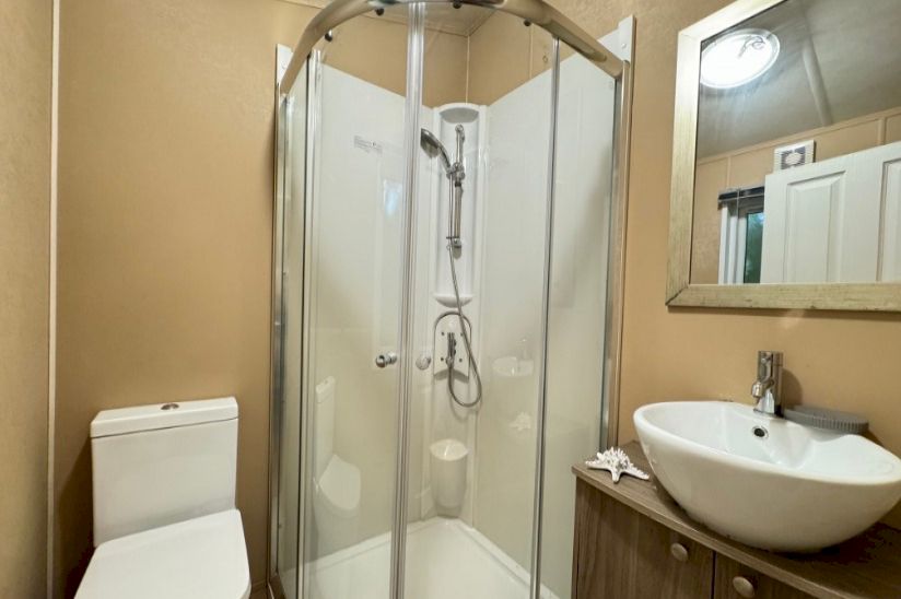 Two Bed Delta Desire Lodge (40x20) 2013 Two Bed Delta Desire Lodge (40x20) 2013