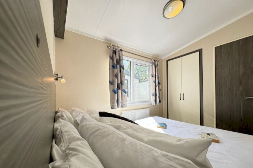 Three Bed Regal Kingston (39x13) 2016 Three Bed Regal Kingston (39x13) 2016