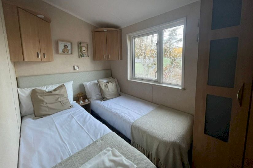 Two Bed WIllerby Woodland Vogue Lodge (42x13) 2008 Two Bed WIllerby Woodland Vogue Lodge (42x13) 2008