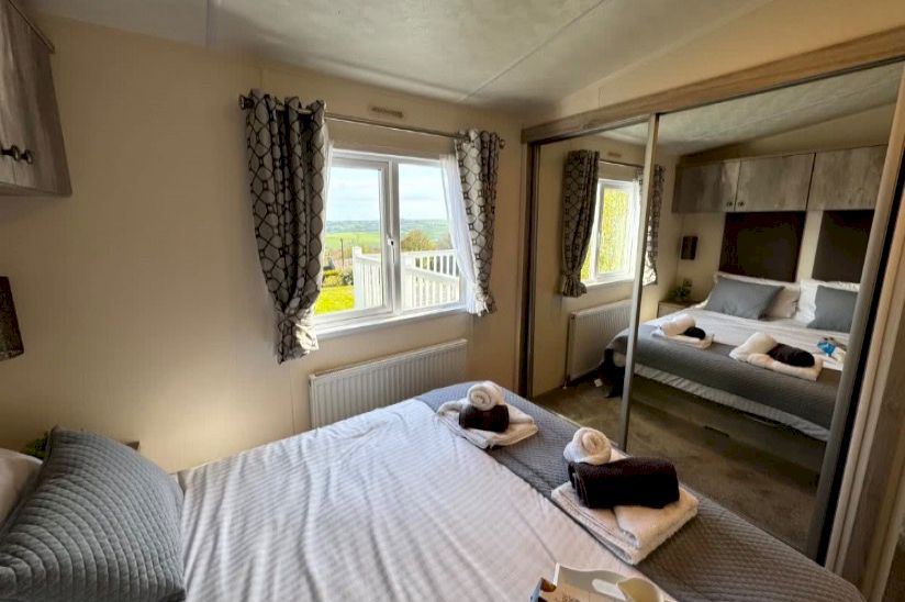 NEW Two Bed Delta Superior Lodge (41x14) 2023 NEW Two Bed Delta Superior Lodge (41x14) 2023