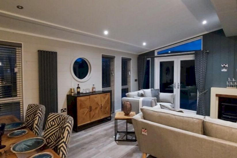 Two Bed Bespoke Lodge (51x22) Two Bed Bespoke Lodge (51x22)