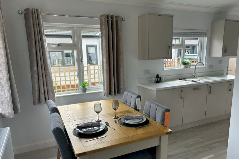 The Warkton (38x20) The Warkton (38x20)