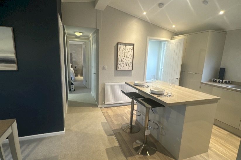 Two Bed Prestige Avanti (44x20) Two Bed Prestige Avanti (44x20)