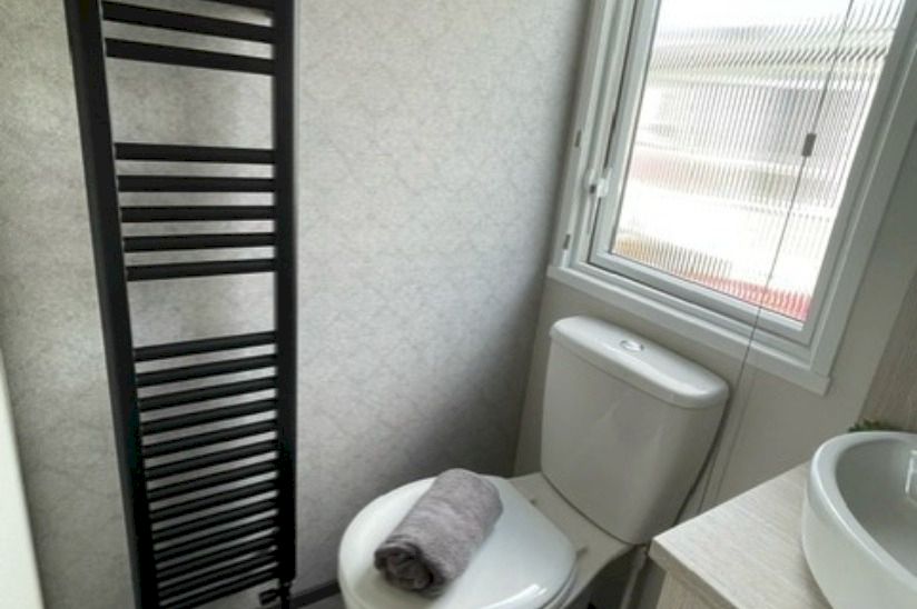 Two Bed Victory Lakewood (42x13) 2023 Two Bed Victory Lakewood (42x13) 2023