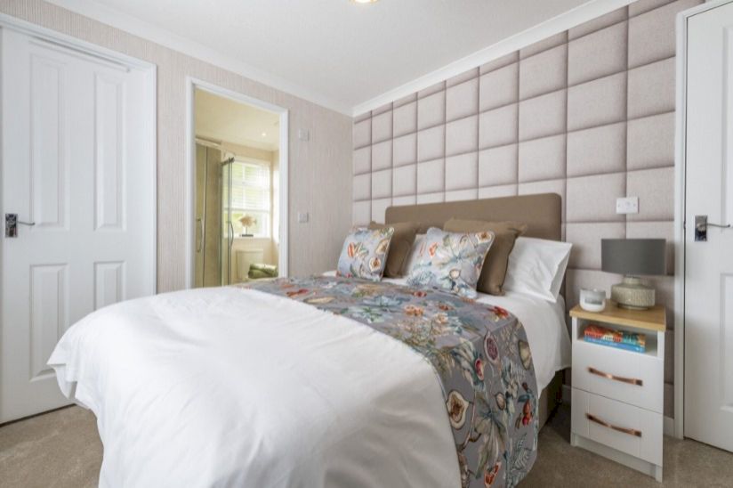 Two Bed Omar Middleton (40x20) Two Bed Omar Middleton (40x20)