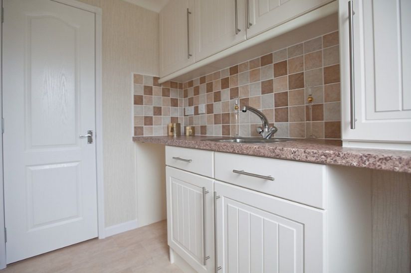 Two Bed Stately Tredegar Contemporary (40x20) Two Bed Stately Tredegar Contemporary (40x20)