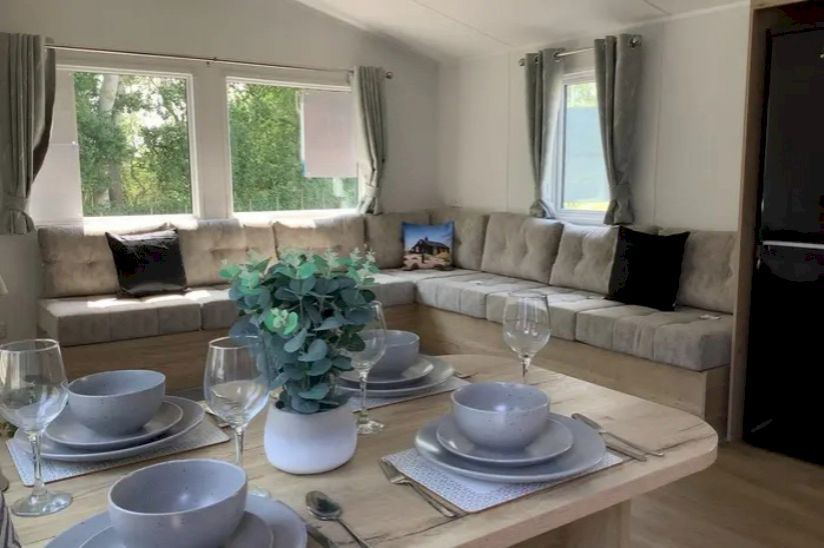 Two Bed Preowned Willerby Midhurst (35x12) 2024 Two Bed Preowned Willerby Midhurst (35x12) 2024