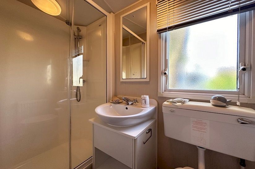 Two Bed Willerby Caledonia (35x12) 2018 Two Bed Willerby Caledonia (35x12) 2018