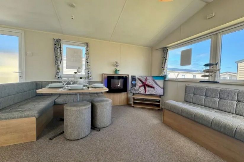 Three Bed Preowned Willerby Etchingham (35x12) 2018 Three Bed Preowned Willerby Etchingham (35x12) 2018