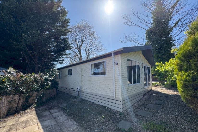 Two Bed Willerby Cadence (40x20) 2015 Two Bed Willerby Cadence (40x20) 2015