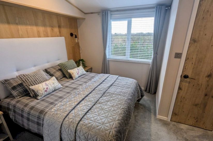 Two Bed Atlas Debonair (40x20) Two Bed Atlas Debonair (40x20)