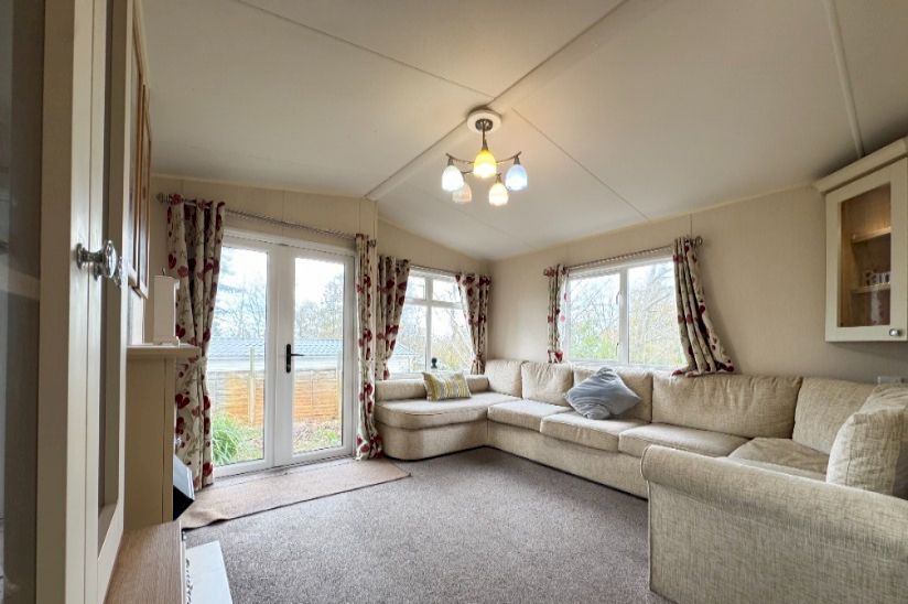Two Bed Willerby Lyndhurst (38x12) 2014 Two Bed Willerby Lyndhurst (38x12) 2014