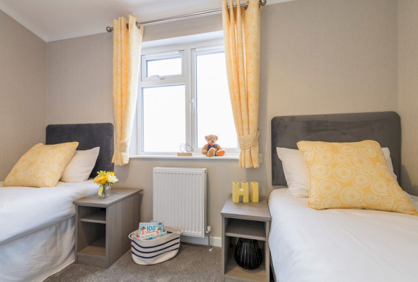 Two Bed Omar Southwold Two Bed Omar Southwold