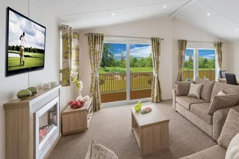 Willerby Cadence Two Bed Preowned (40x20) 2015 Willerby Cadence Two Bed Preowned (40x20) 2015