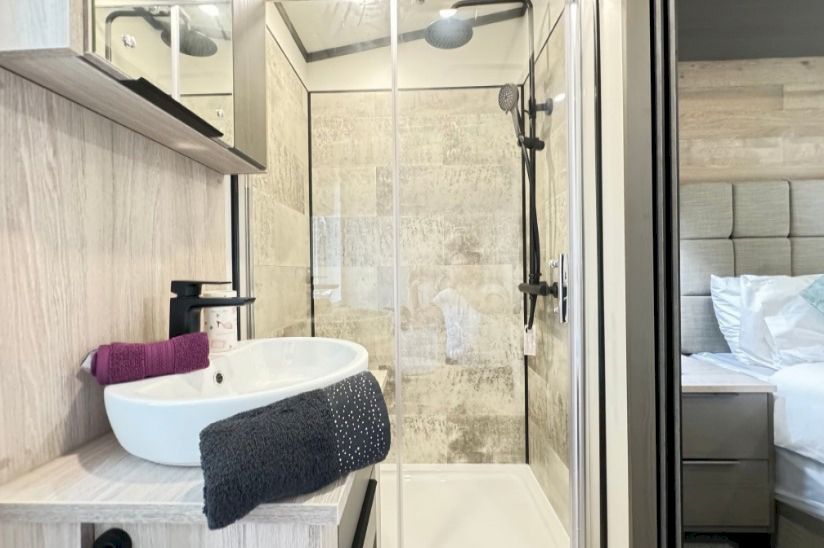 Two Bed Victory Lakewood (42x14) 2023 Two Bed Victory Lakewood (42x14) 2023