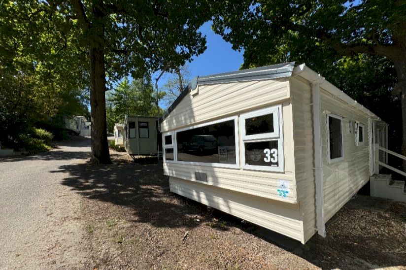 Three Bed Delta Radiant (35x12) 2014 Three Bed Delta Radiant (35x12) 2014