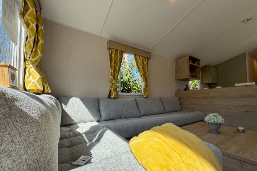 Two Bed Atlas Hollington (35x12) 2025 Two Bed Atlas Hollington (35x12) 2025