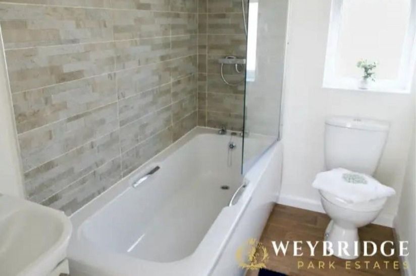 Two Bed Stately Albion Tredegar Single (40x12) Two Bed Stately Albion Tredegar Single (40x12)
