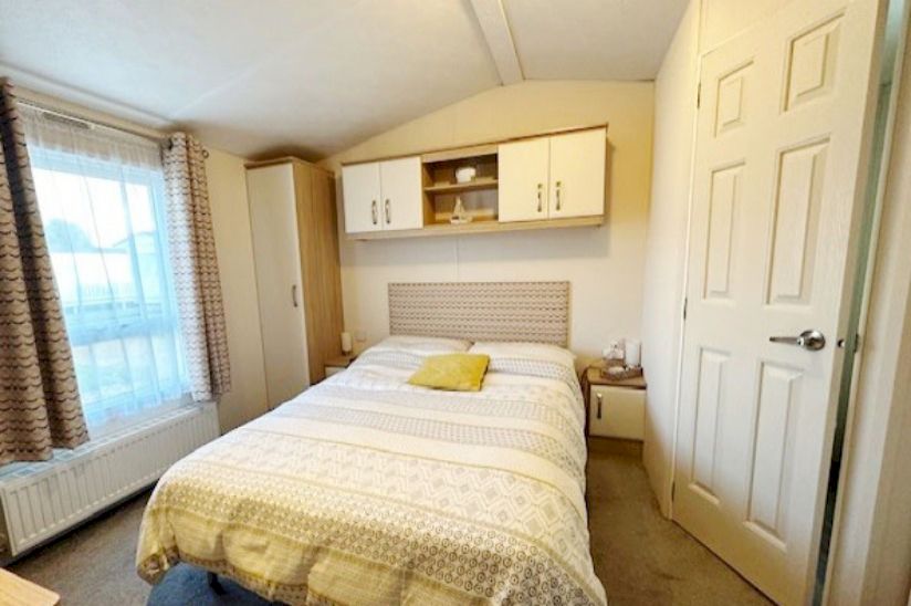 Two Bed Europa Maple Two Bed Europa Maple