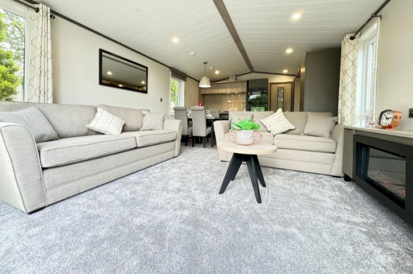 Two Bed Victory Lakewood (42x14) 2023 Two Bed Victory Lakewood (42x14) 2023