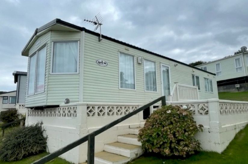 Two Bed Cosalt Sandhurst (38x12) Two Bed Cosalt Sandhurst (38x12)