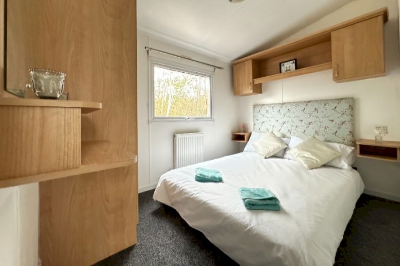 Three Bed Delta Magnus (39x12) 2013 Three Bed Delta Magnus (39x12) 2013