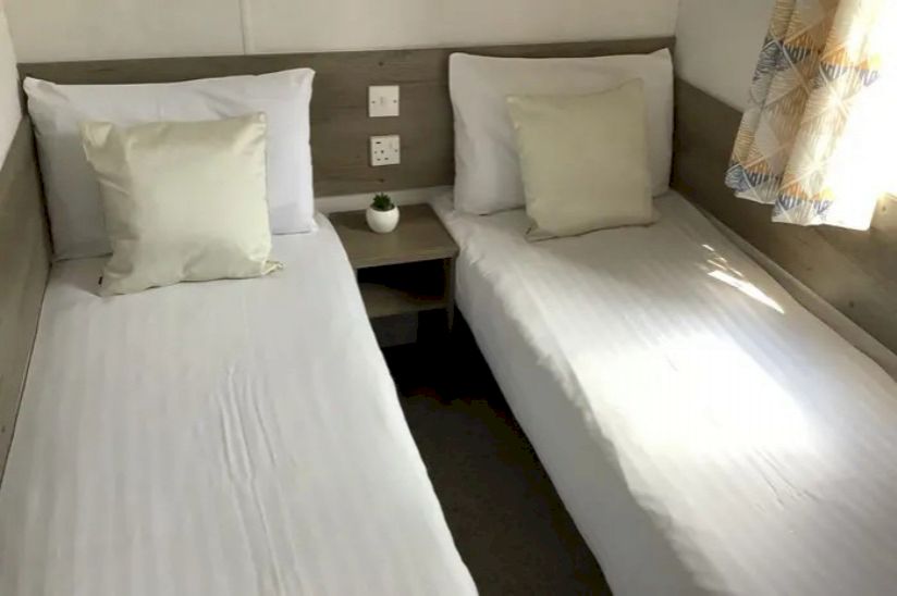 Three Bed Atlas Moonstone (36x12) 2019 Three Bed Atlas Moonstone (36x12) 2019
